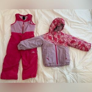The North Face Girls Insulated Ski Bib (size 4T) and Ski Jacket (Size 4T) set